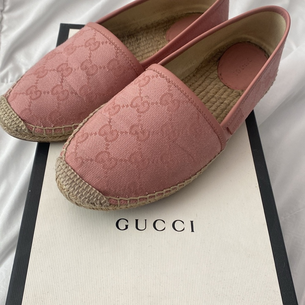 LIKE NEW GUCCI ESPADRILLES